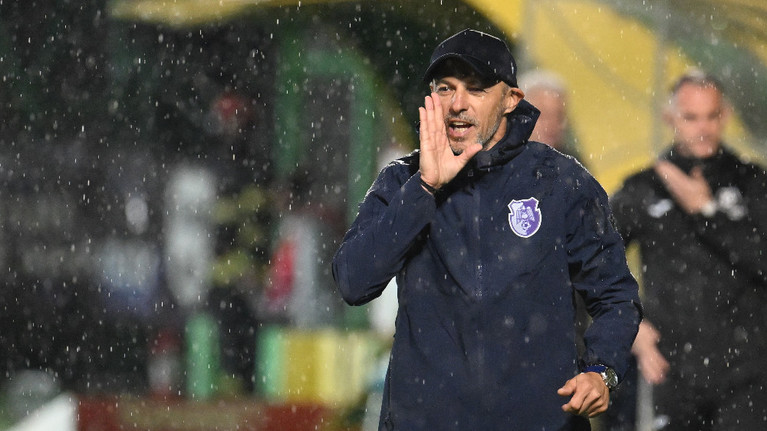”Nu am reuşit să ne calibrăm pe faza ofensivă”. Bogdan Andone are probleme şi după reluarea campionatului