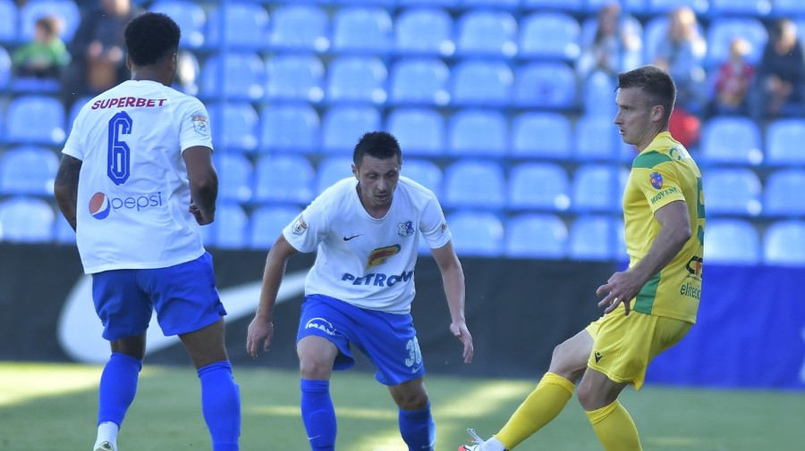 Impresia polonezului Adrian Cierpka despre Casa Liga 1, la o lună după transferul la CS Mioveni. Reacţia mijlocaşului, în presa din ţara natală 