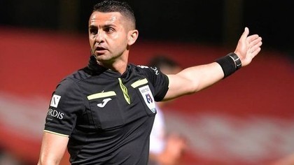 Iulian Călin arbitrează meciul FC U Craiova - Dinamo