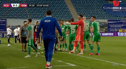 VIDEO | Scandări xenofobe la FC U Craiova - Sepsi. Arbitrul Adrian Cojocaru, nevoit să întrerupă meciul de două ori