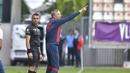 Emil Sădoi a vorbit despre posiblitatea de a prelua FC ”U” Craiova. ”E mai bine aşa pentru toată lumea”