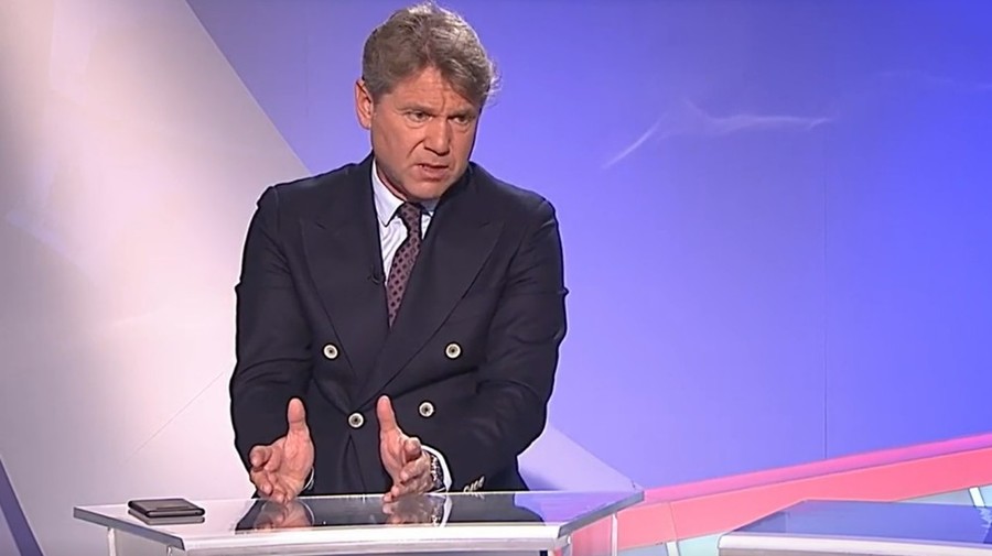 EXCLUSIV | Răducioiu critică un club cu pretenţii: "O echipă tristă, depresivă, care joacă un fotbal bătrânesc şi neplăcut!"