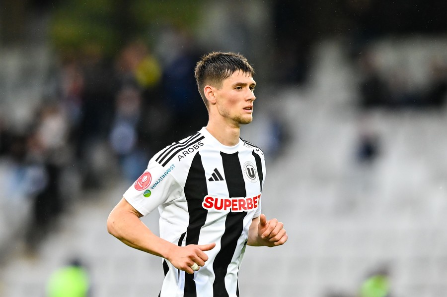 Vladislav Blănuţă, faţă în faţă cu transferul carierei! Atacantul de la FCU Craiova, dorit de mai multe echipe din Serie A! Adrian Mititelu i-a fixat preţul: „Pentru atât îl las”