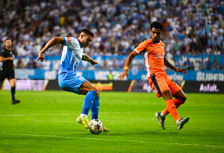 VIDEO | CA-LI-FI-CA-RE! Universitatea Craiova - Basaksehir 3-1. Oltenii merg în faza principală din Conference League