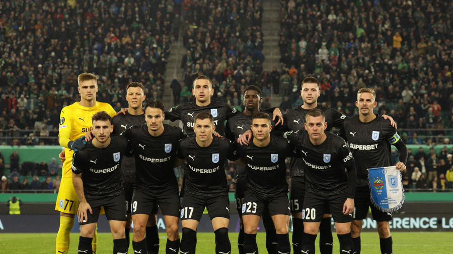 EXCLUSIV | „Chiar a făcut o partidă bună”! Jucătorul numit omul meciului în partida dintre Universitatea Craiova şi Rapid Viena