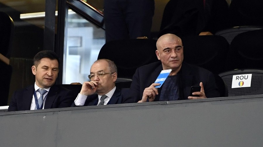 OFICIAL | Formaţia din Superliga, anunţ în legătură cu Emil Boc după acuzaţiile făcute. ”Sperăm ca instanţele să intre în acţiune”