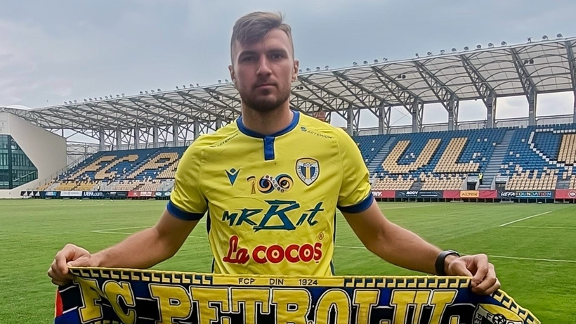 Chică-Roşă a semnat cu Petrolul Ploieşti. El a jucat sezonul trecut la FC Botoşani