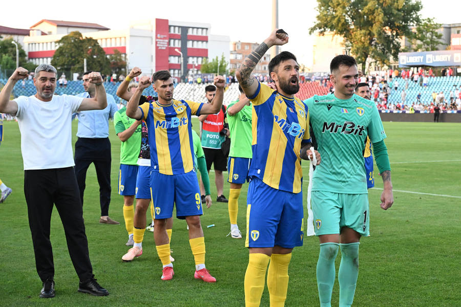 Alexandru Băluţă nu vrea să semneze cu Petrolul. Unde speră să joace fotbalistul pe care FCSB nu se mai bazează