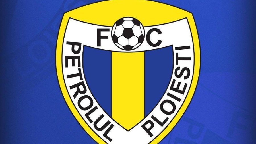 Lovitură dată de Petrolul! Fotbalistul a pus cerneala pe contract şi a semnat până în 2027

