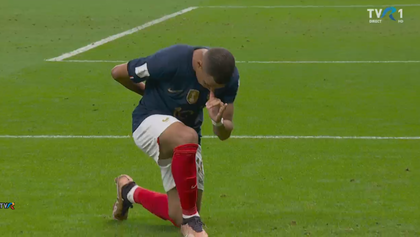 Mbappe începe cu dreptul mondialul. Execuţia perfectă cu capul în poarta Australiei