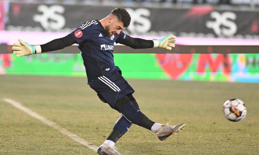 ”Cred că ne-a fost şi puţin frică”. Portarul Oţelului, intimidat de atmosfera din Giuleşti