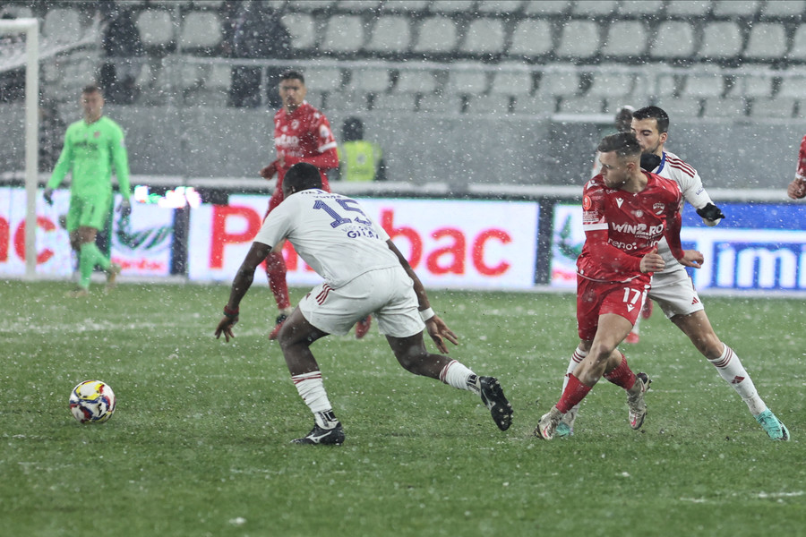 Preşedintele Oţelului a dezvăluit motivul pentru care şi-a dat demisia de la clubul din Superliga. ”Pur şi simplu am dorit asta, dar nu s-a putut”