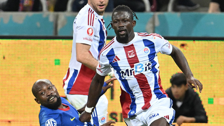 VIDEO | Habib Sylla, acuzaţi de rasism după ce a fost eliminat cu FCSB. ”Nu e normal să numeşti «negru» un tânăr jucător african”