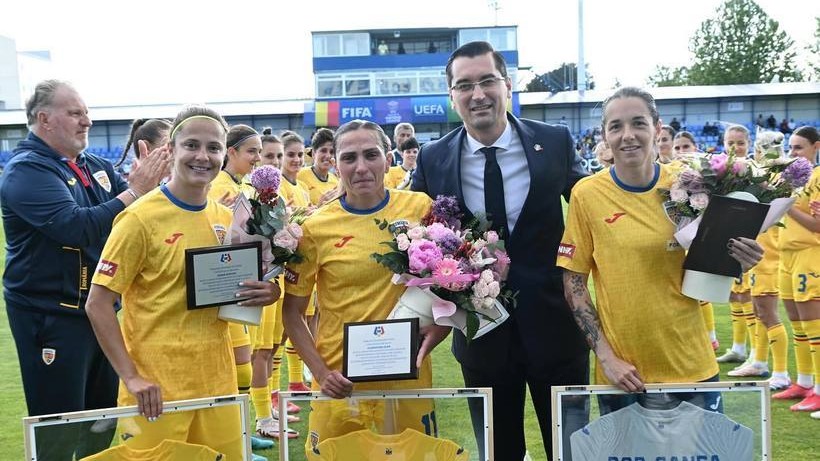 //i0.1616.ro/media/581/3142/40167/22051622/1/olar-ganea-bortan-fb-nationala-romaniei-de-fotbal-feminin.jpg