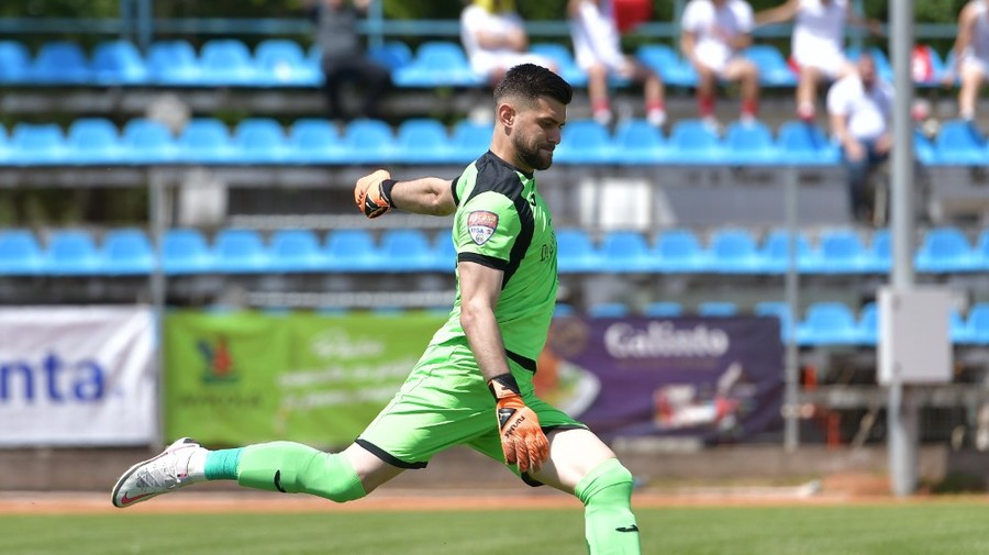 EXCLUSIV | Fostul portar al lui Dinamo revine la o echipă din România! 