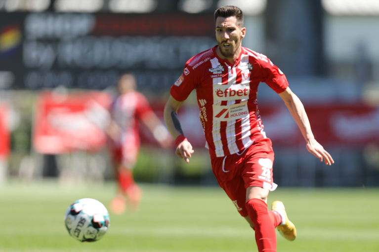 Valentin Buhăcianu a semnat cu un club cu mari pretenţii din Liga 3