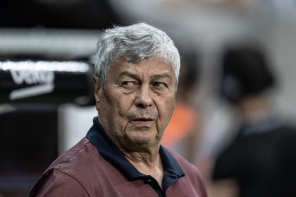 Ioan Andone, veşnic recunoscător faţă de ajutorul primit Mircea Lucescu: „Unde eram noi de la Hunedoara dacă nu era el?” | VIDEO EXCLUSIV 