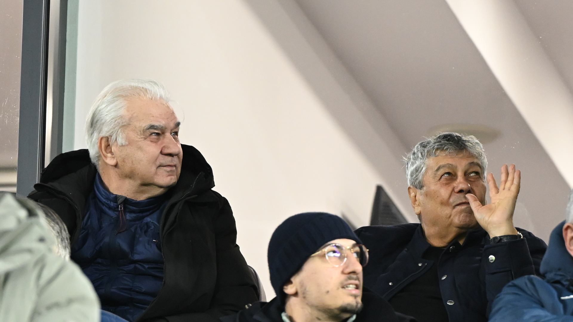 Scrisoare emoţionantă a lui Anghel Iordănescu după decesul lui Mircea Lucescu: „O tristeţe enormă şi o durere fără margini. Am suferit şi ne-am bucurat împreună”