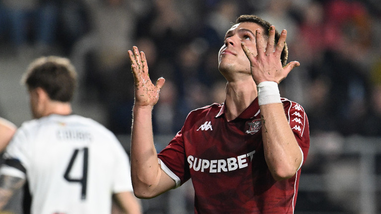 Oficial! Pus pe liber de Oviedo, Daniel Paraschiv a semnat cu noua sa echipă