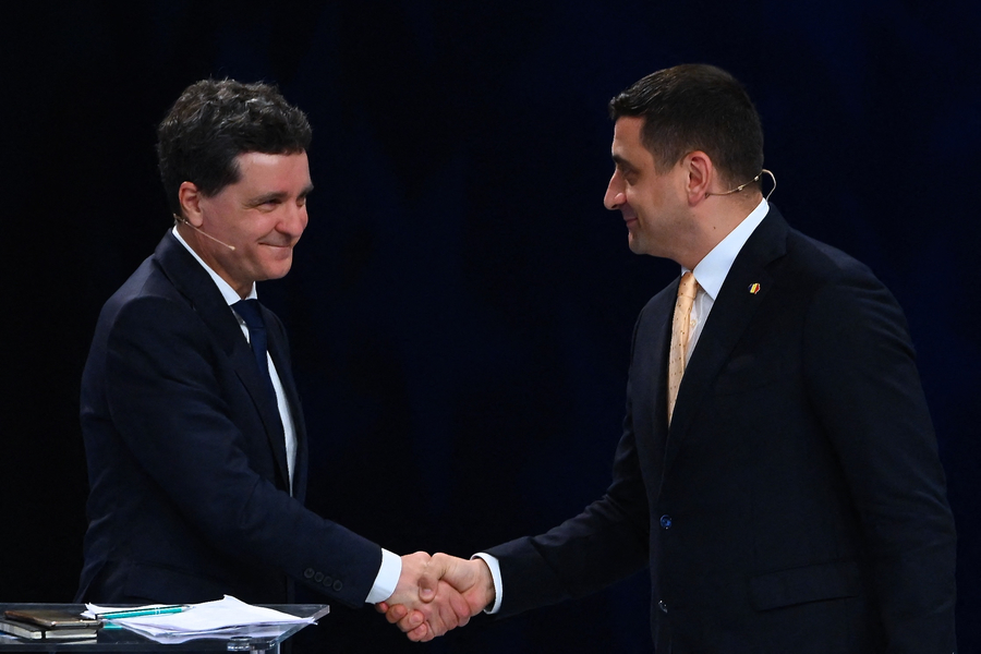 Cotele la pariuri pentru turul secund al alegerilor prezidenţiale. Prima dezbatere între Nicuşor Dan şi George Simion a dus la schimbări importante