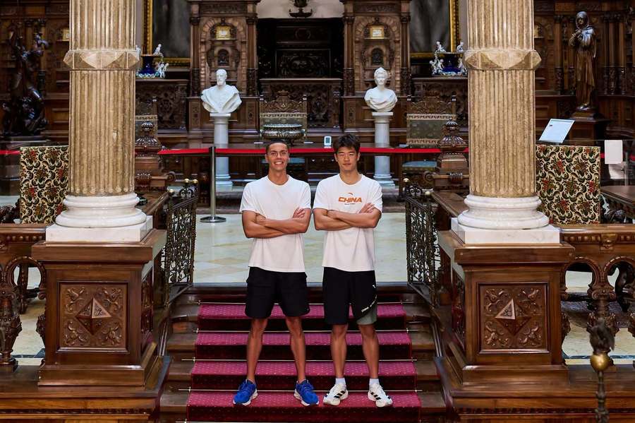David Popovici l-a dus pe Pan Zhanle la Castelul Peleş: “Am făcut o scurtă pauză de la bazin”