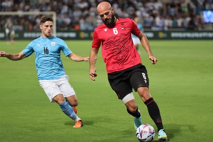Selecţionerul Albaniei a anunţat un lot preliminar de 27 de jucători. Pe listă e şi un fotbalist din Superliga