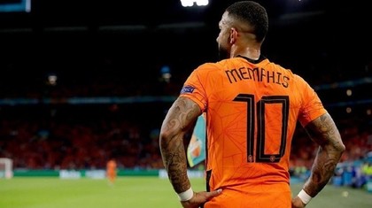 Debandadă la conferinţa de presă a Olandei! Memphis Depay nu a mai suportat şi a izbucnit