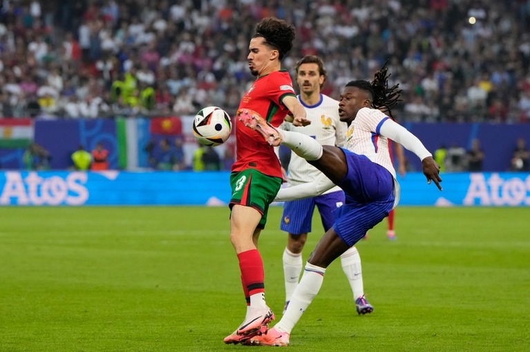 Franţa elimină Portugalia lui Cristiano Ronaldo la penalty-uri! ”Les Bleues” îşi iau revanşa pentru finala din 2016