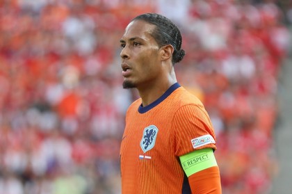 Van Dijk a vorbit despre arbitrajul din Olanda - Anglia şi a evidenţiat meciul cu România: „Vreţi să am probleme?”