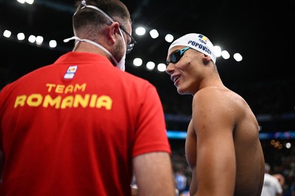 David Popovici în finală la 200 m liber, cu cel mai bun timp al semifinalelor