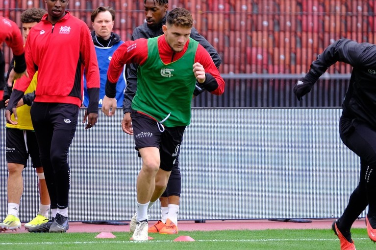 Un kosovar cu selecţii în naţionala de tineret a semnat în Superliga