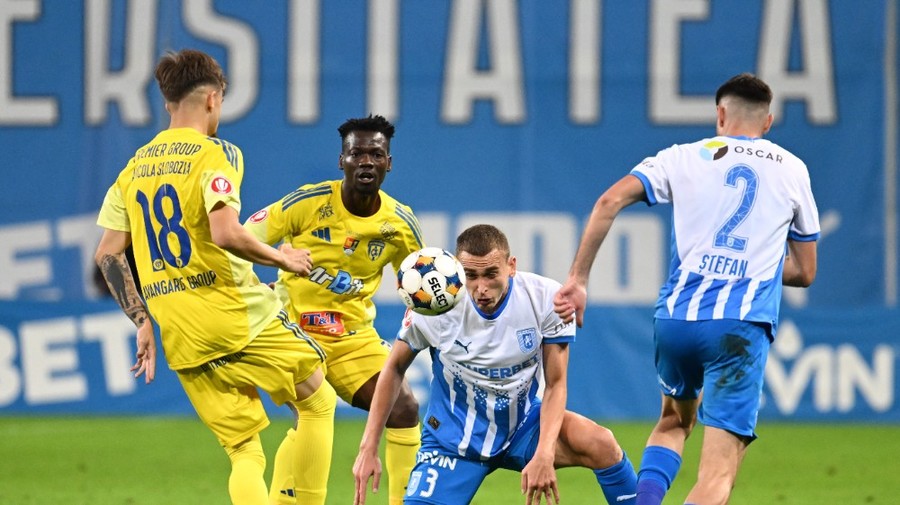 Tensiuni în vestiarul unui club din SuperLiga! Jucătorii cer conducerii să dea afară antrenorul