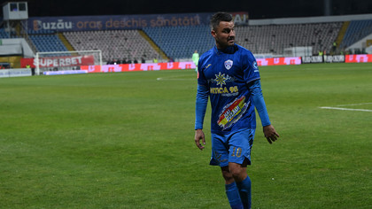 Constantin Budescu, OUT de la Gloria Buzău! Recţie fermă a antrenorului Ilie Stan. ”La revedere! Pa!”