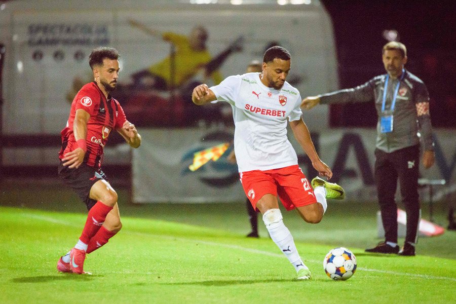 Viitorul echipei din Superliga, pus sub semnul întrebării după startul slab de sezon: „La cum arată acum, nu îi va fi uşor” | VIDEO EXCLUSIV