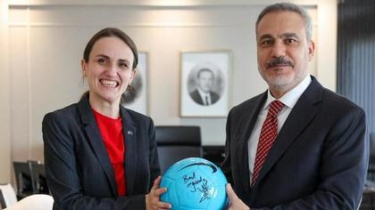 ”Relaţiile dintre popoare se construiesc nu doar prin istorie, ci şi prin momentele intense din spor”. Ministrul de Externe a vorbit despre duelul cu Turcia