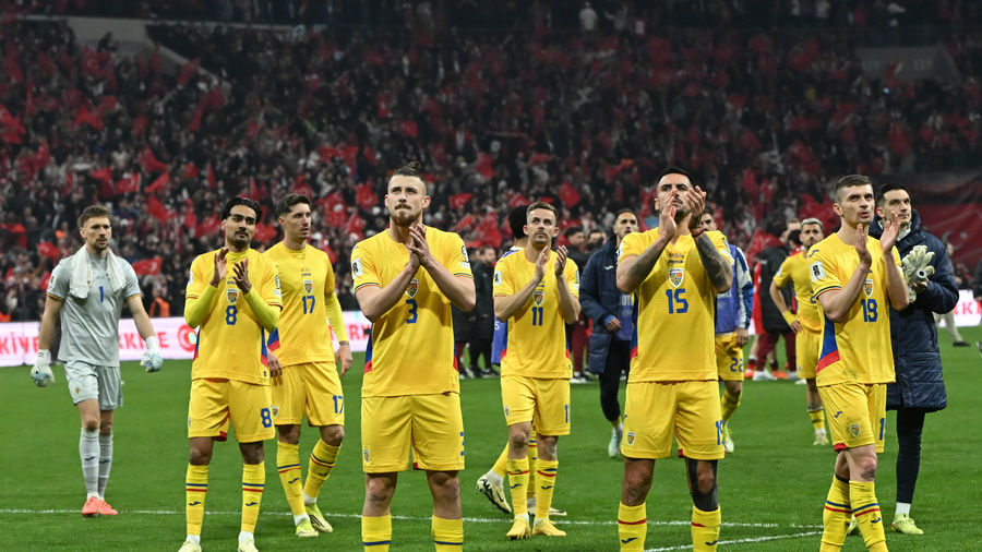 „Suntem obişnuiţi cu acest stil tactic al lui Lucescu”! Un jurnalist turc a analizat strategia României din meciul cu Turcia şi a numit cel mai bun jucător de pe teren: „A impresionat”