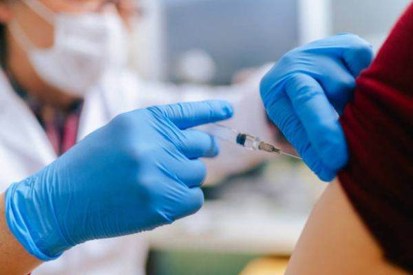 Românii, penultimii în Europa la un an de la debutul vaccinării