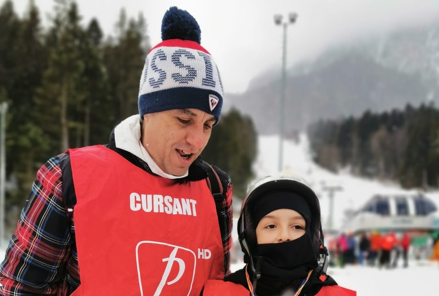 Prima lecţie de ski pentru Cristi Brancu şi fiul lui, Tudor