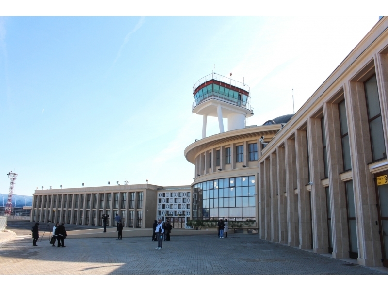 Se redeschide aeroportul Băneasa