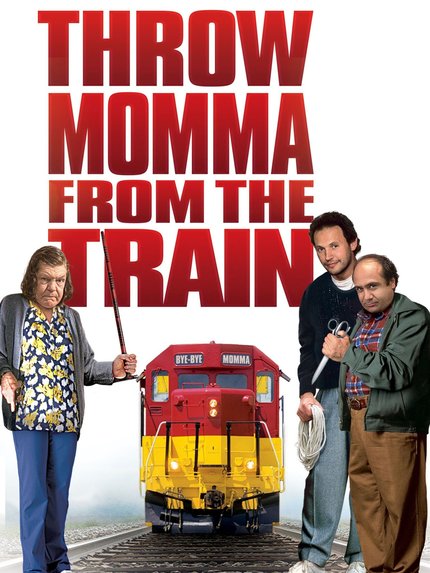 ARUNC-O PE MAMA DIN TREN