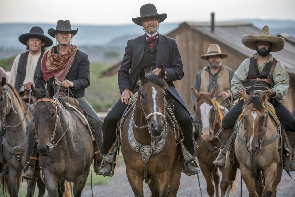 VÂNĂTORI DE RECOMPENSE