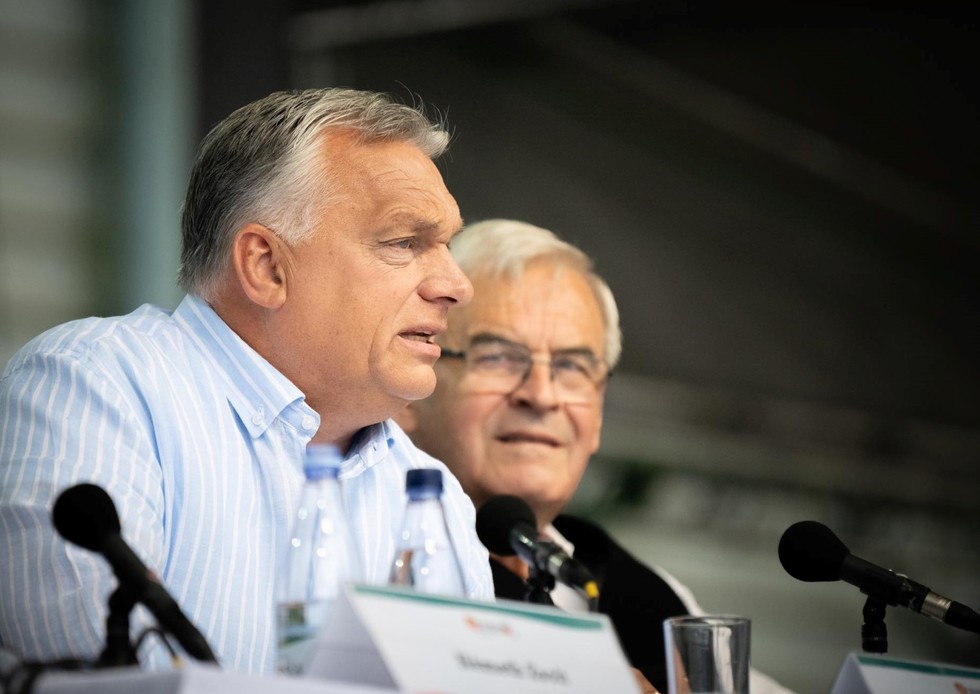 Viktor Orban s-a dat în stambă la Tuşnad