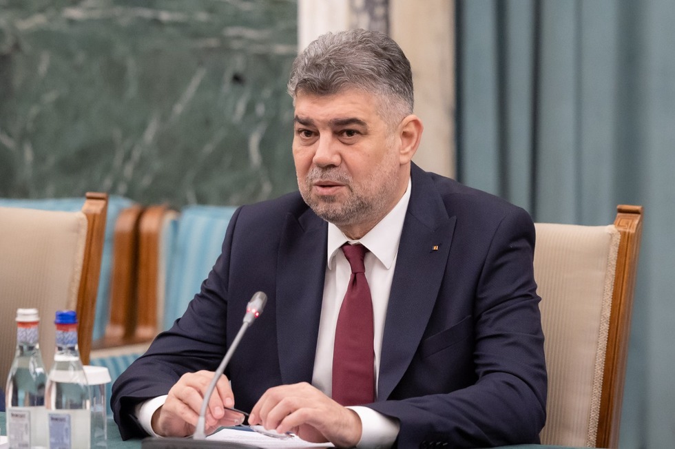 Premierul Ciolacu bagă miniştrii în şedinţă