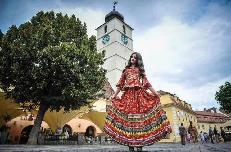 Festivalul internaţional dedicat culturii rromilor