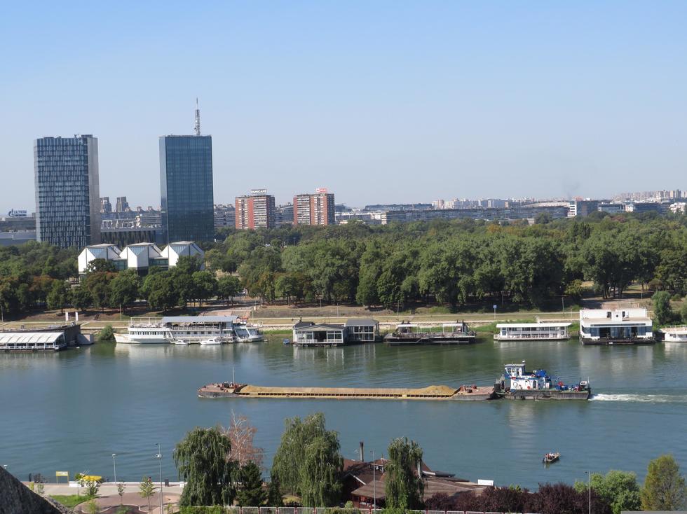 Misiune de căutare pentru o persoană căzută în Dunăre de pe un şlep, în zona Galaţi