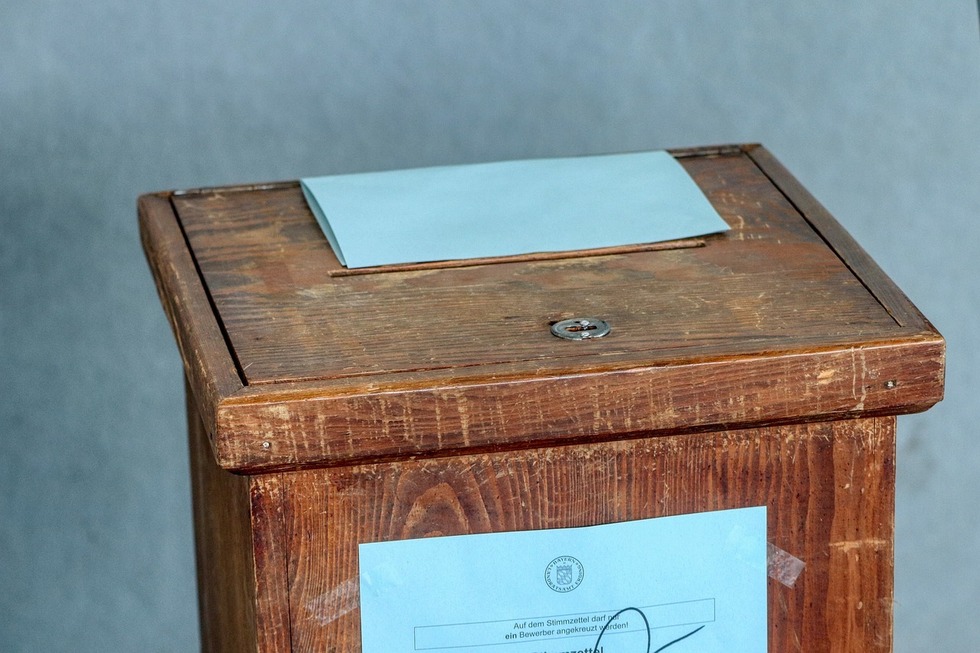 Alegeri locale în R. Moldova – Prezenţa la vot a fost de 41,4%. În opt localităţi se va repeta scrutinul. La Chişinău, Ion Ceban este în frunte, cu 50.65 la sută, după prelucrarea a 302 din totalul de 305 procese verbale