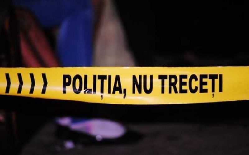 Copil de 13 ani căzut de la etajul nouă