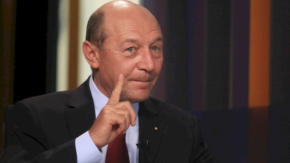 Fostul preşedinte Traian Băsescu, internat la Spitalul Militar Central din Bucureşti