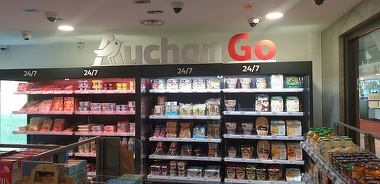 Auchan aduce pe piaţa din România primul magazin complet automatizat. "Fără case de marcat, fără coşuri, fără numerar”