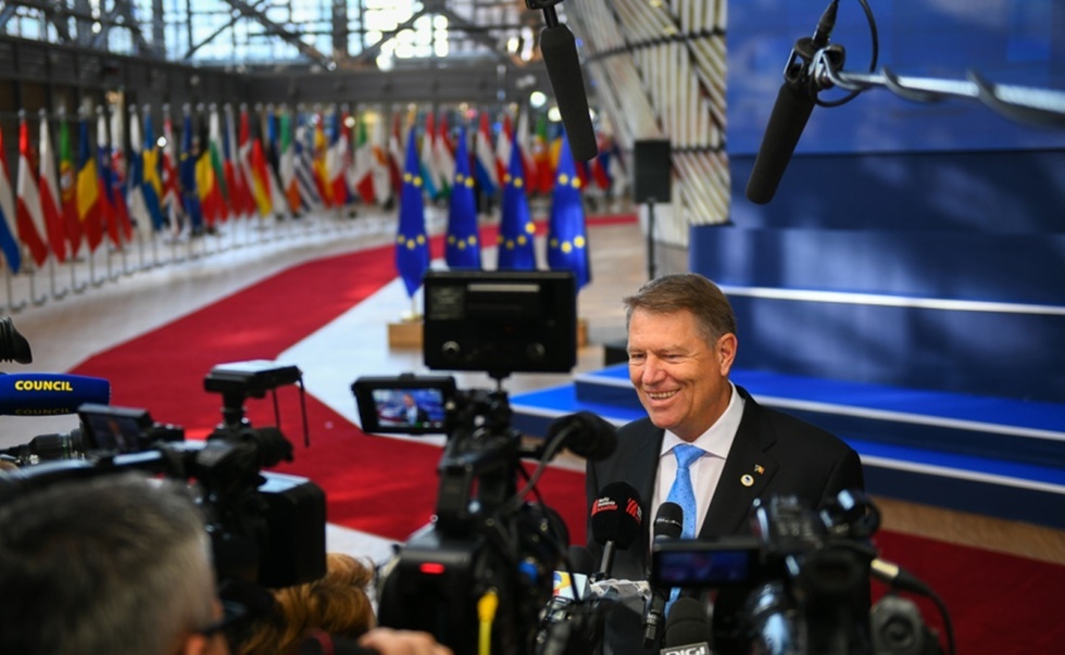 VIDEO. Klaus Iohannis, despre candidatura la şefia NATO: Nu intenţionez nici să mă retrag, nici să negociez altceva. În continuare, consider că şansele mele sunt rezonabile